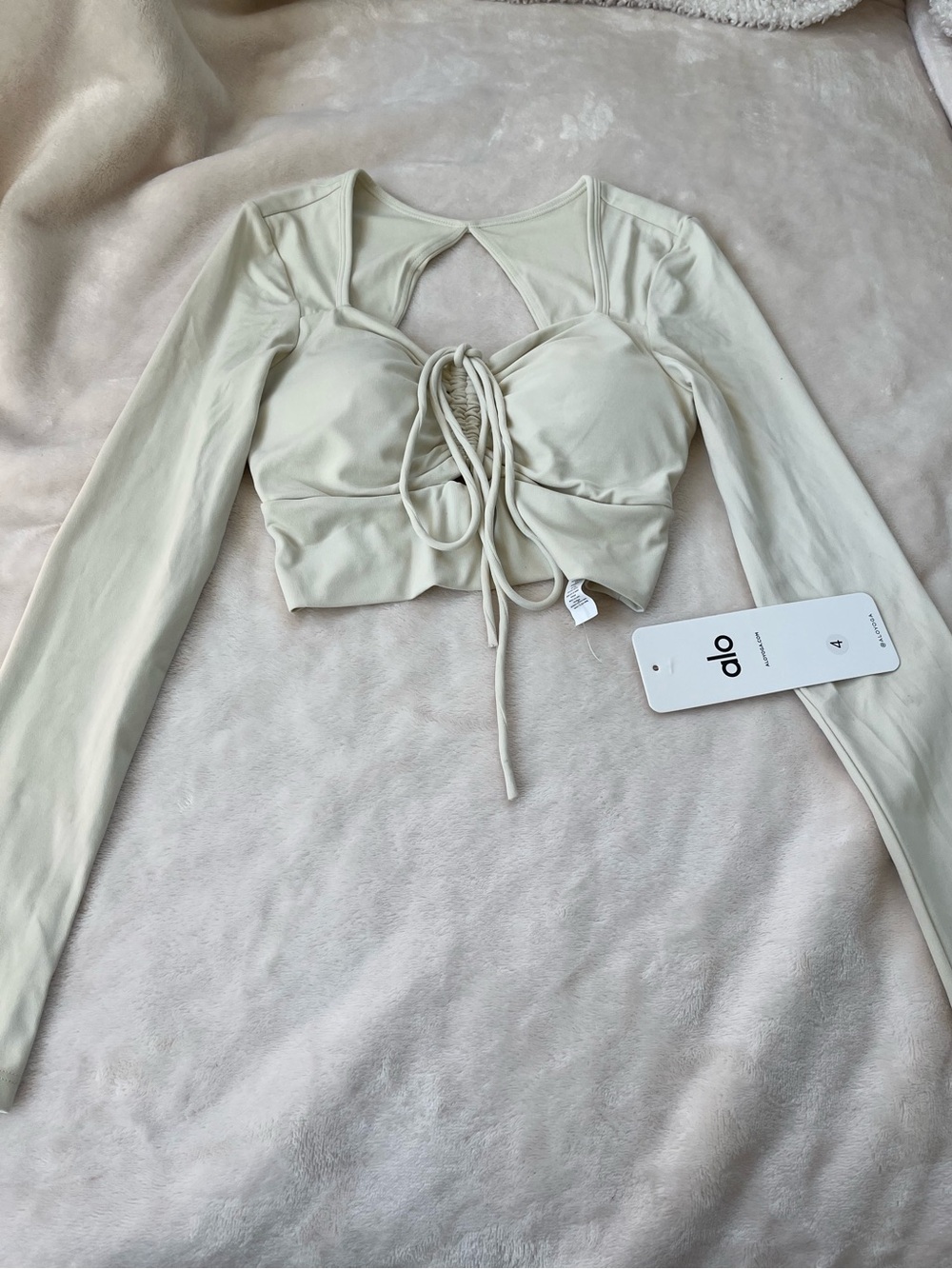 ALO Yoga Cream Long-Sleeve Tie-Front Crop Top